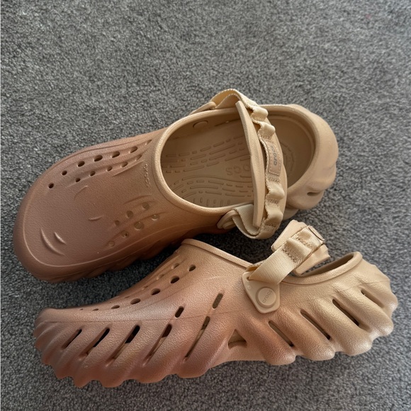 Crocs - Picture 1 of 5